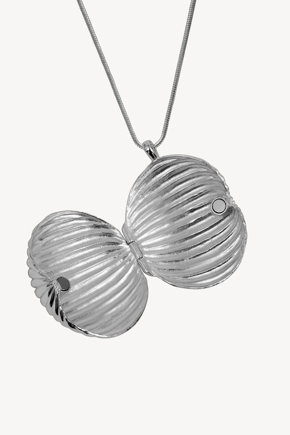JENNY SILVER NECKLACE