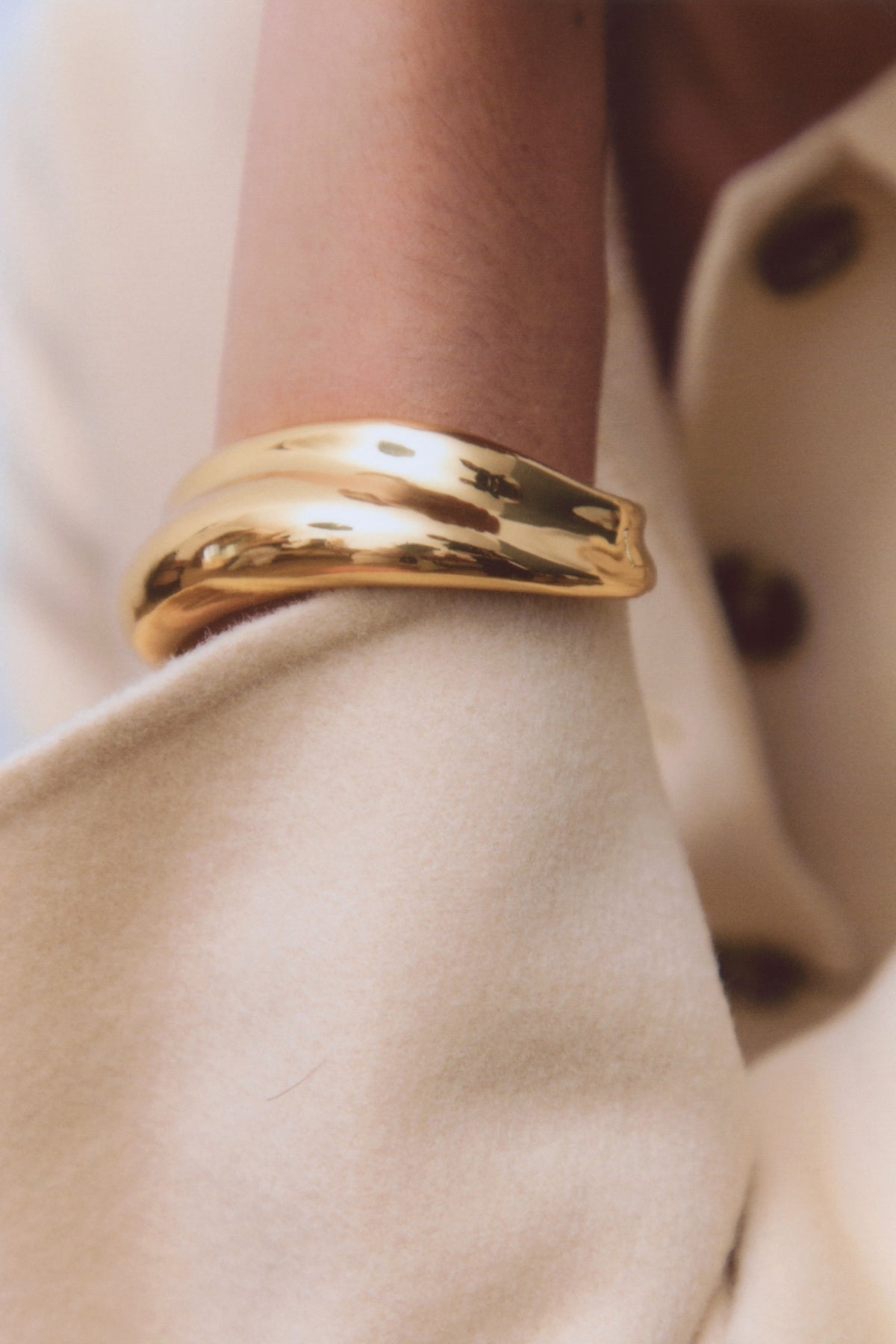 WAVE GOLD BRACELET