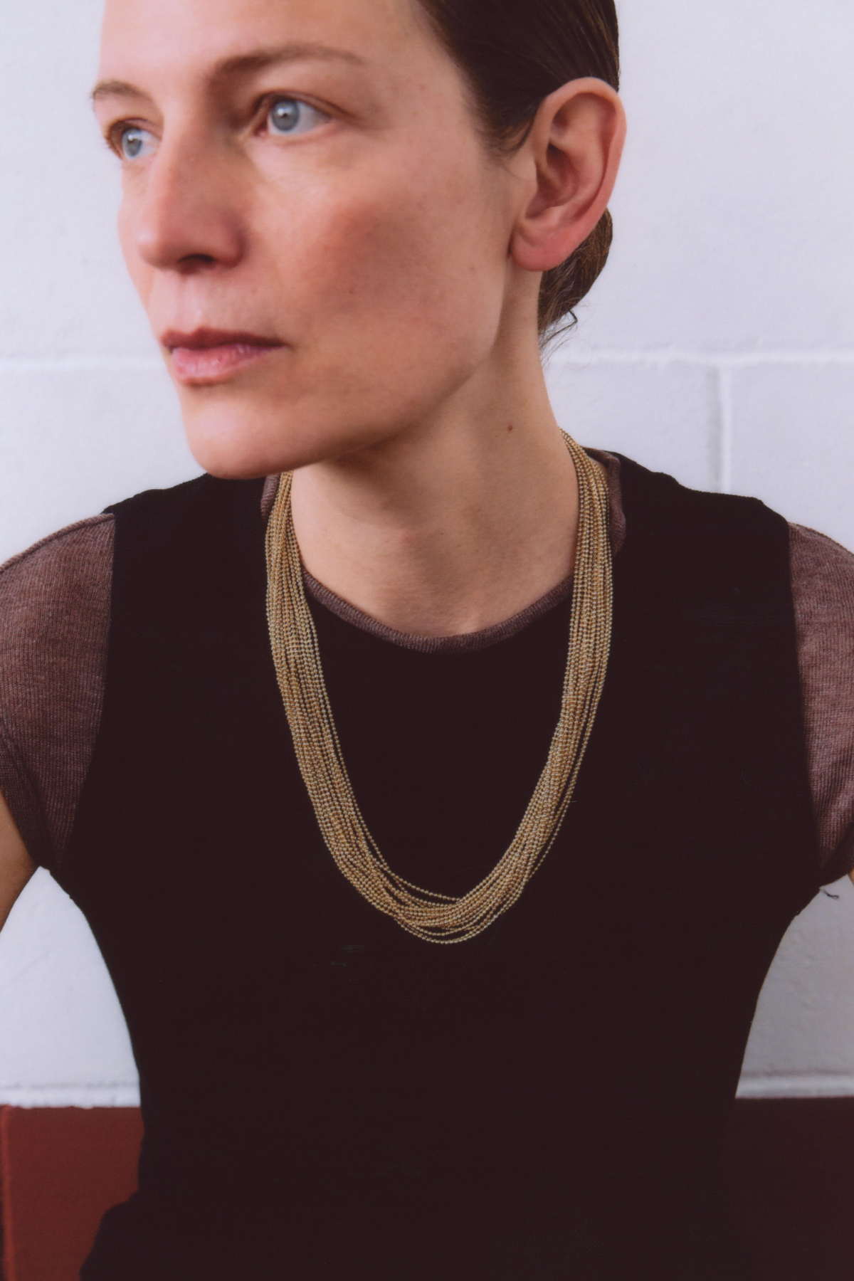ABBEY GOLD NECKLACE