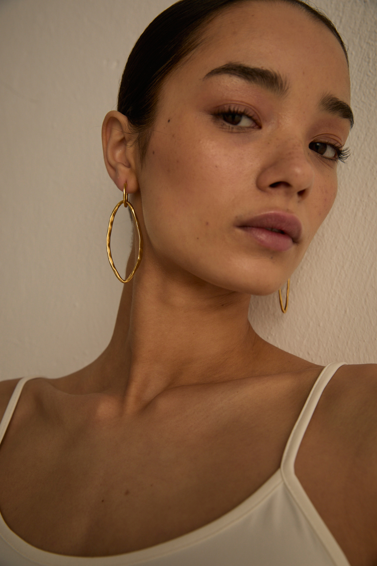 AUDREY GOLDEN EARRINGS