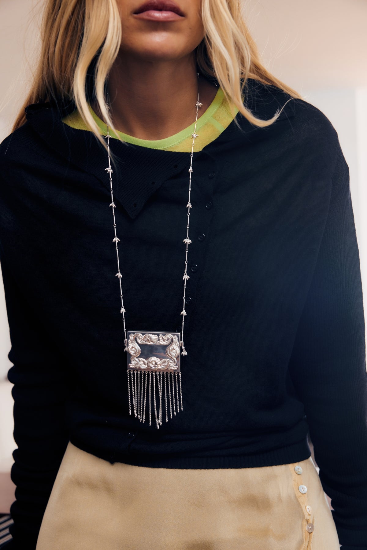 PAULA SILVER NECKLACE