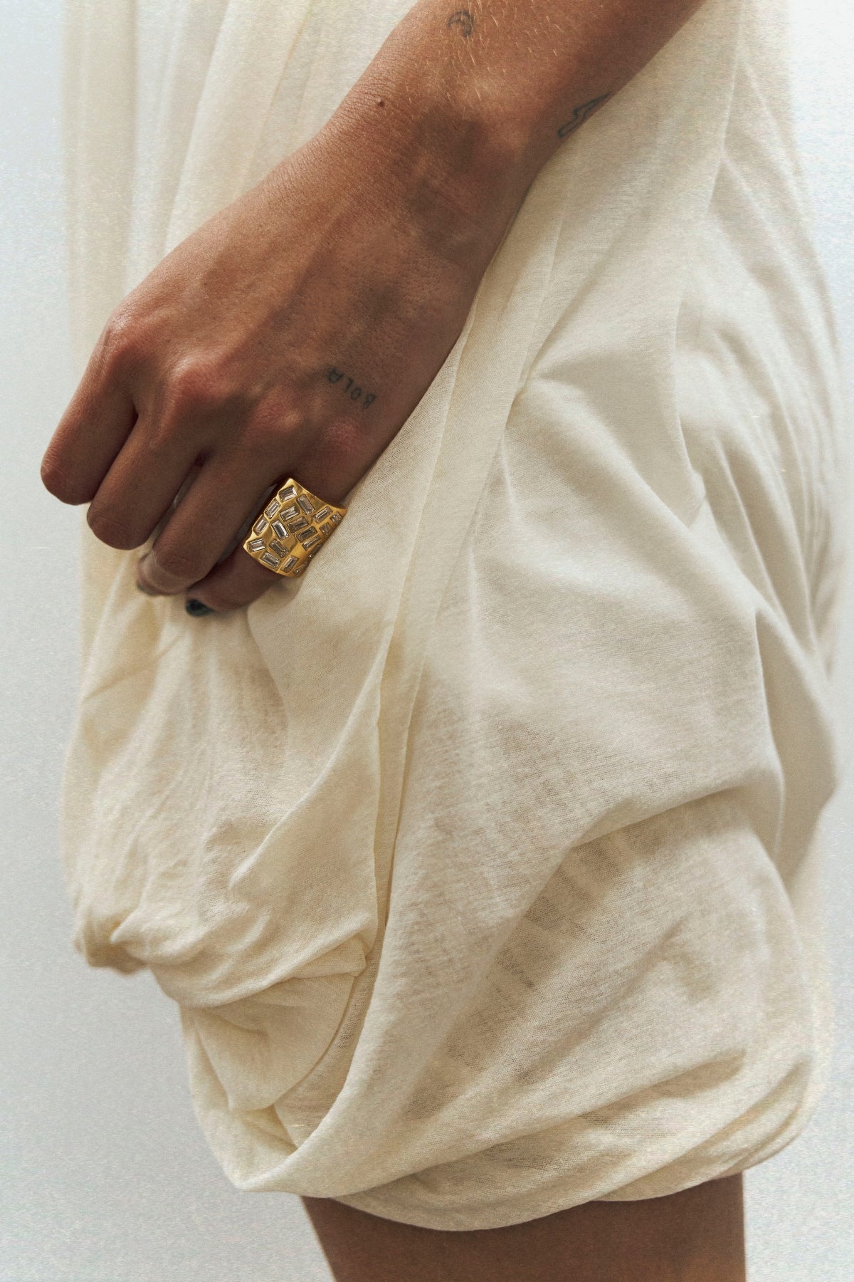 TINA GOLD RING