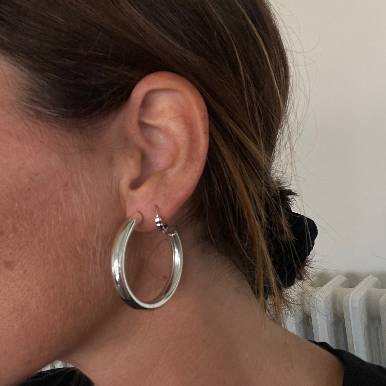 LOLA SILVER EARRING