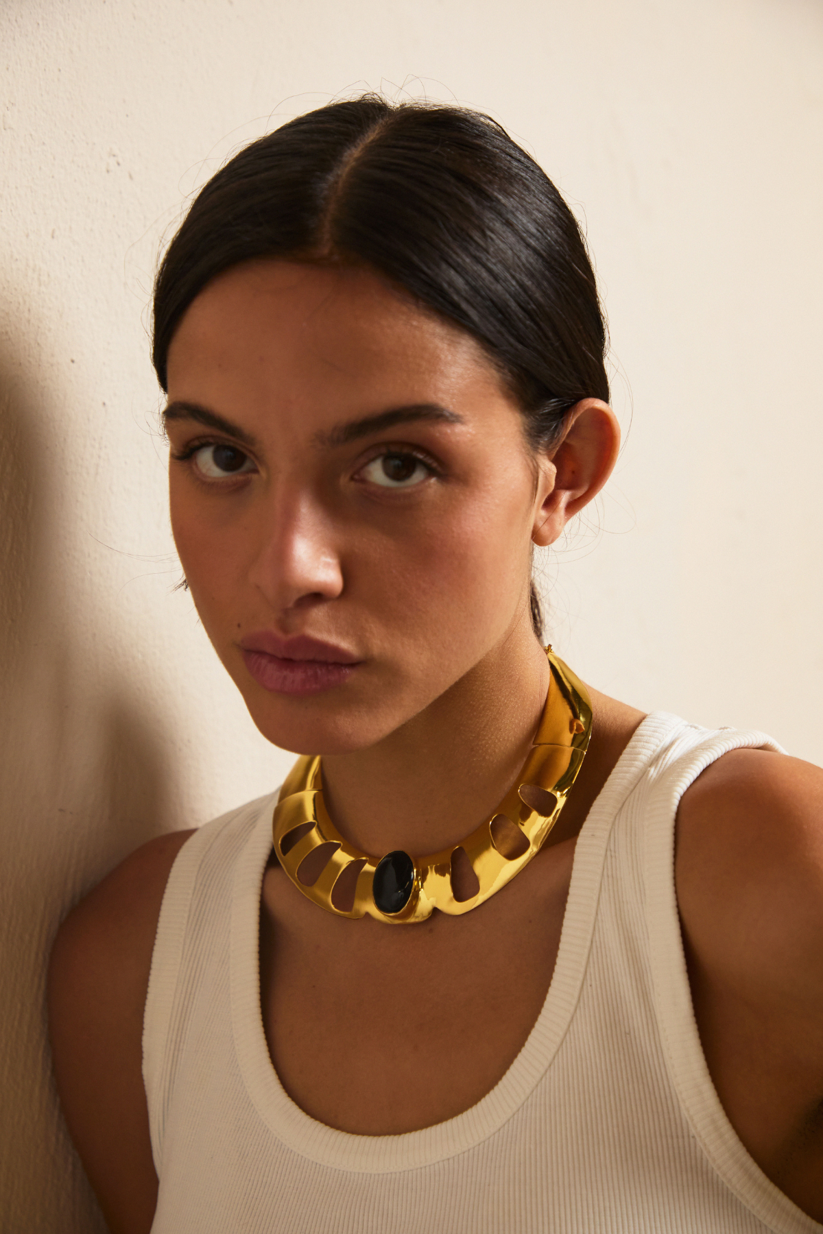 UVA GOLD NECKLACE